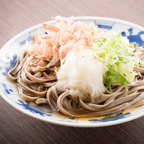 Hセット ご自宅用にオススメ！ 生そば4人前(だし付き) + 辛味大根+ネギ